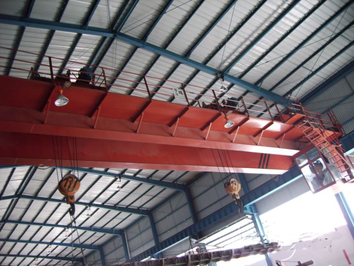 QD fabrikasining teplovozlari 70 tonna